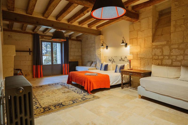 Les Suites Du Cha Teau image