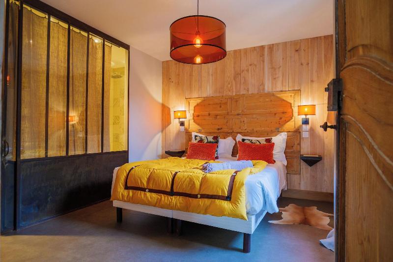 Les Suites Du Cha Teau image