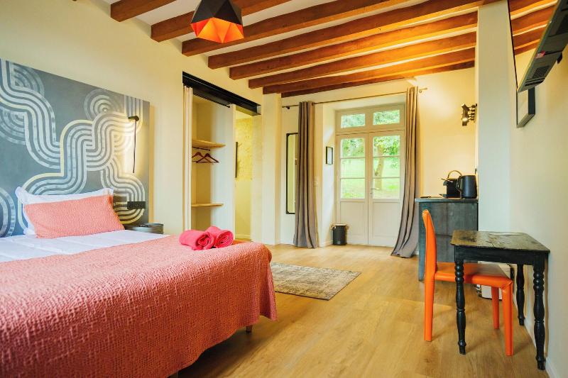 Les Suites Du Cha Teau image