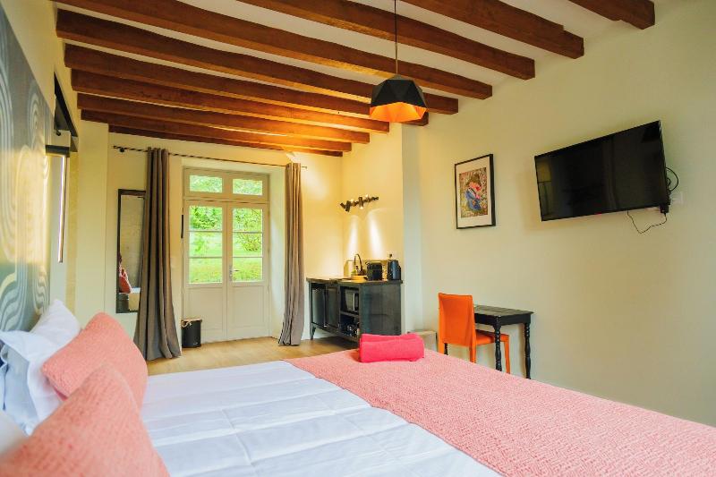 Les Suites Du Cha Teau image