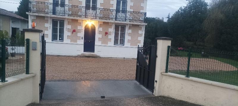 Chambre D Ha Tes Montplaisir image
