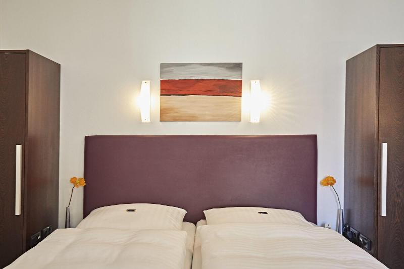 Hotel Zur Wartburg image