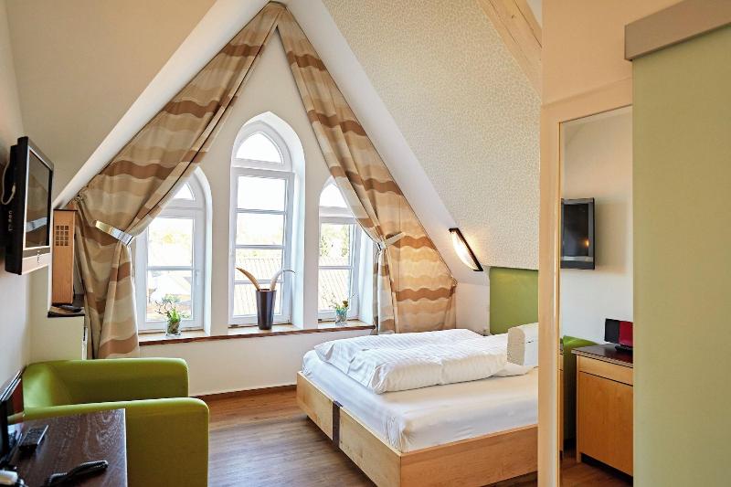 Hotel Zur Wartburg image