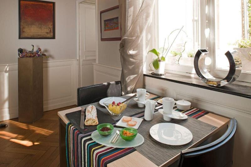 Maison De Myon image