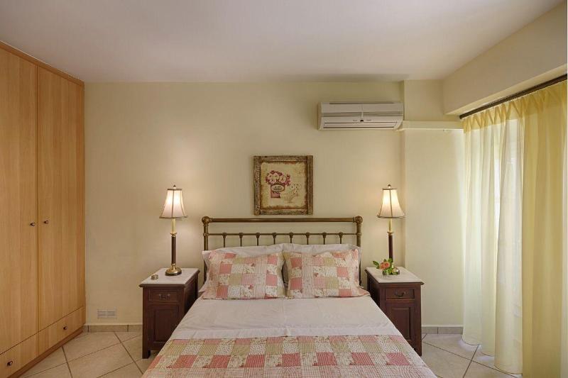 Antouanetta Apartments image