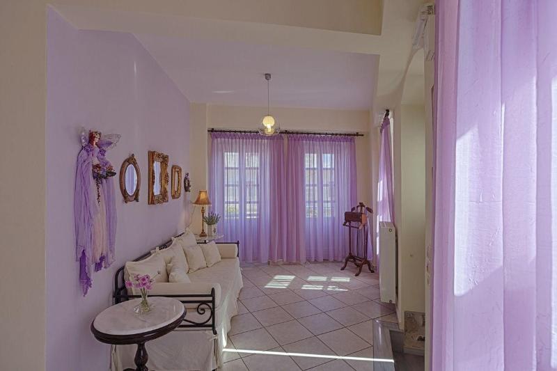 Antouanetta Apartments image