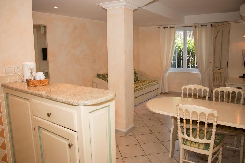 Hotel Spa La Villa image
