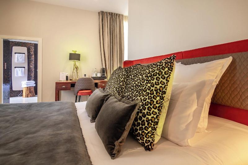 Cha Teau De Maraval image