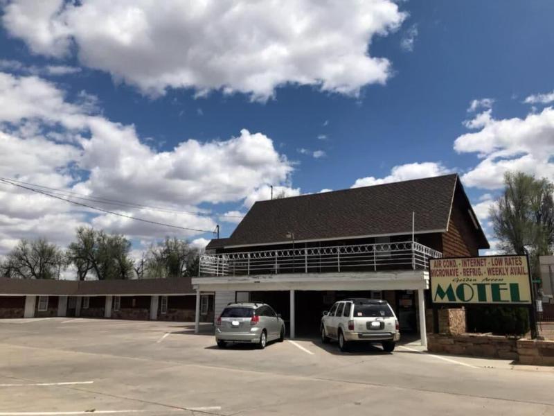 Golden Arrow Motel image