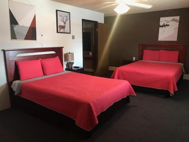 Golden Arrow Motel image
