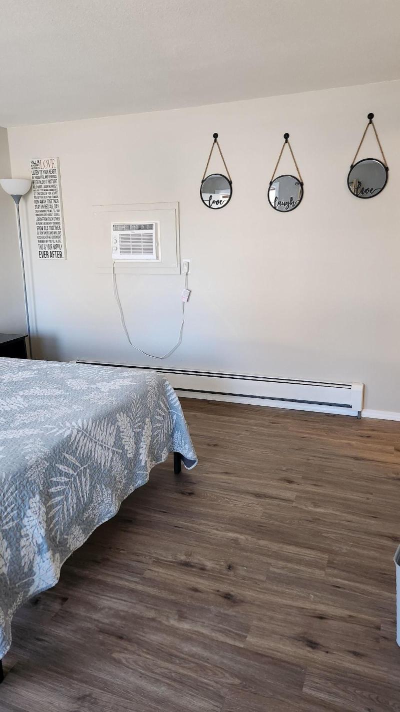 Golden Arrow Motel image