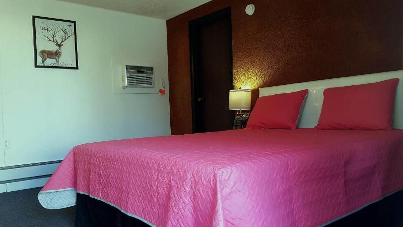 Golden Arrow Motel image