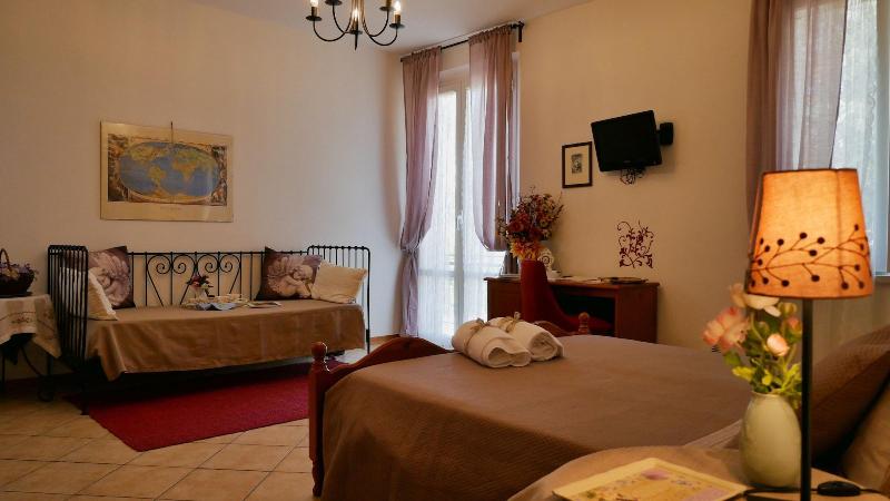 La Meridiana Affittacamere image