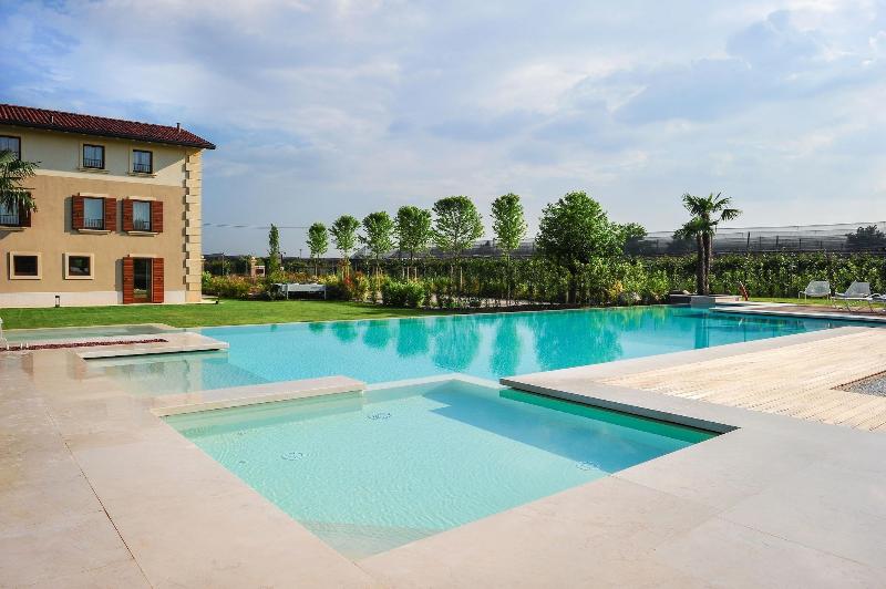 Belvivere Suites image