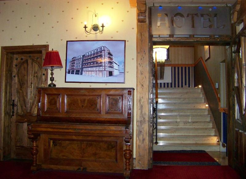 Hotel Marysin Dwa R image