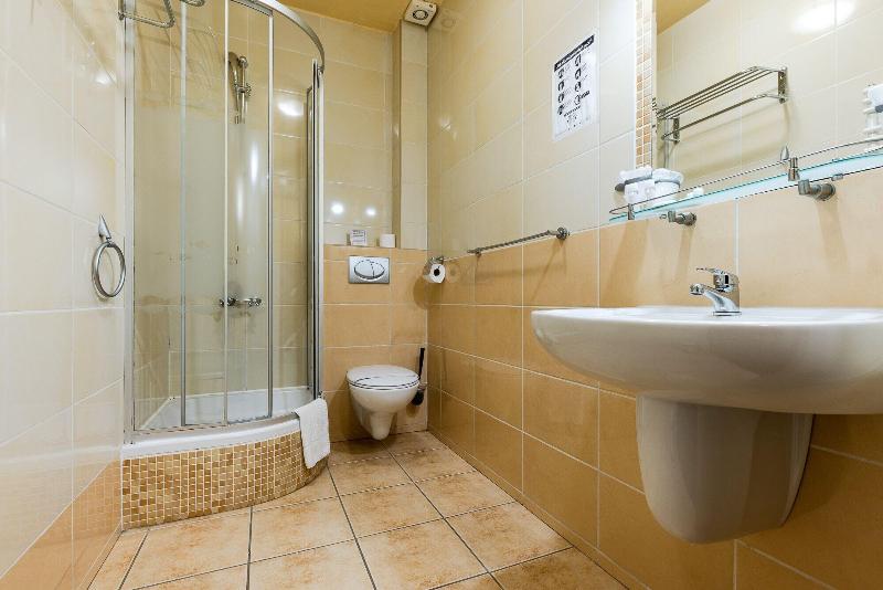 Hotel Marysin Dwa R image