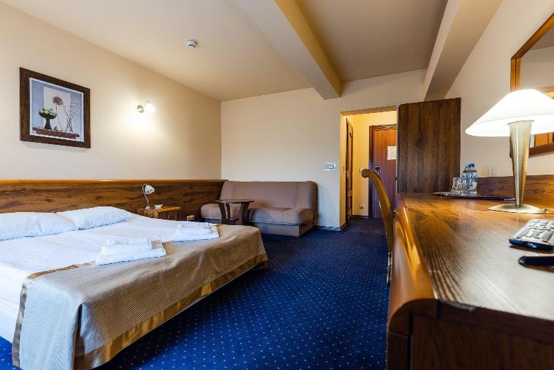 Hotel Marysin Dwa R image