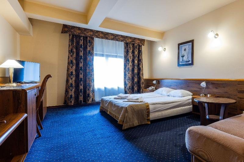Hotel Marysin Dwa R image
