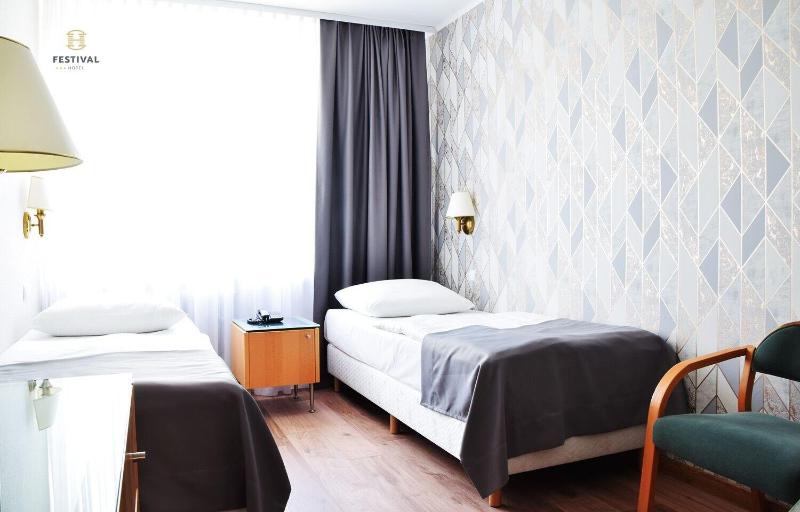 Hotel Festival image