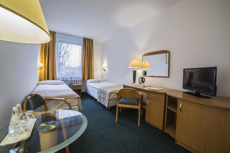 Hotel Festival image