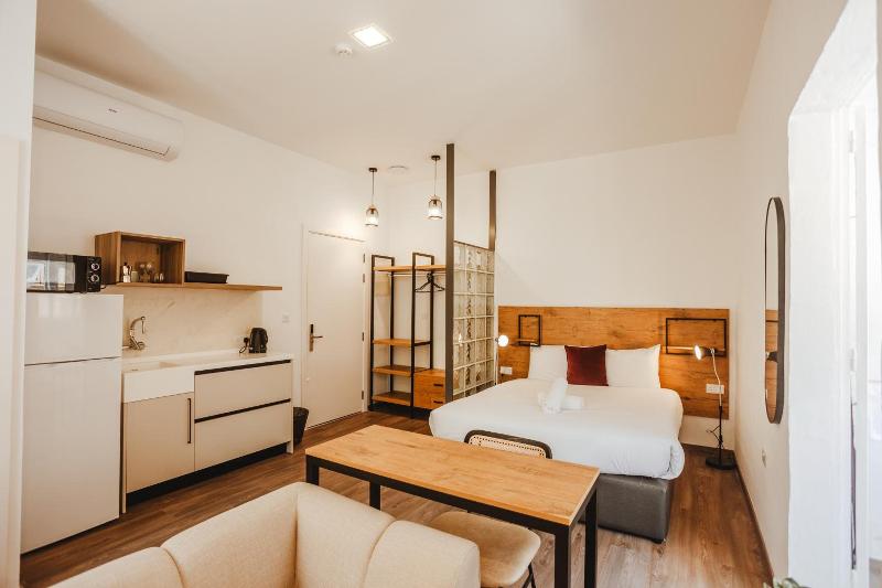 Hostel 94 image