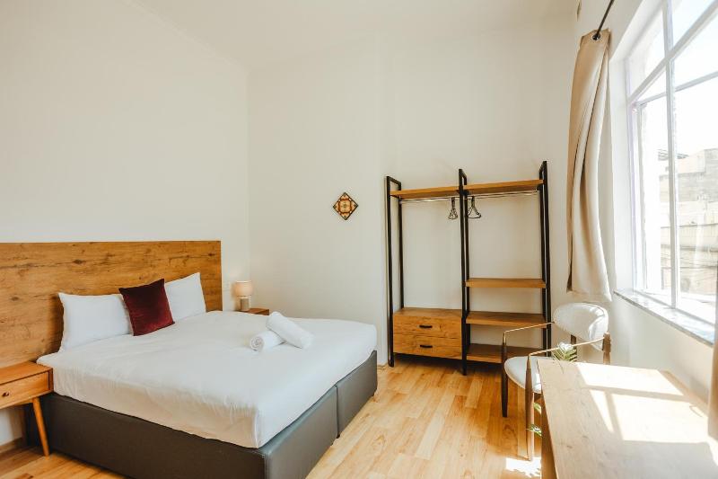 Hostel 94 image