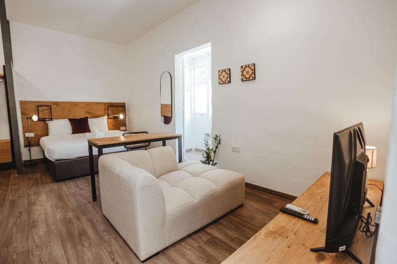Hostel 94 image