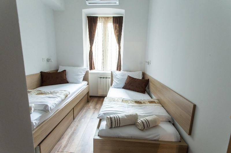 Guesthouse Bed 4 You image