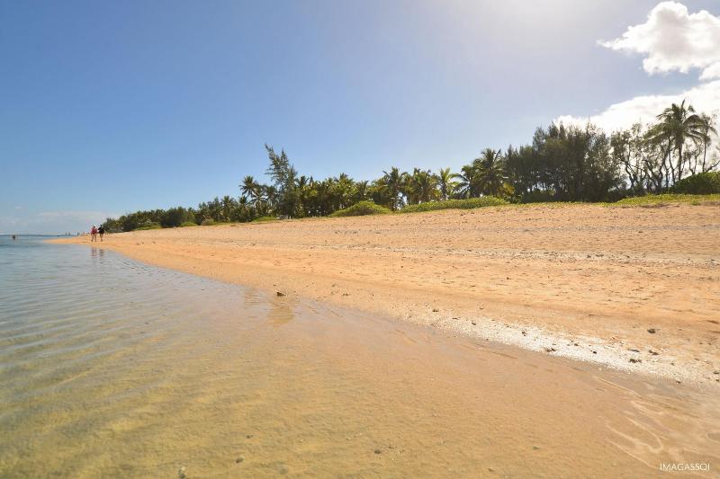 La Villa De La Plage image