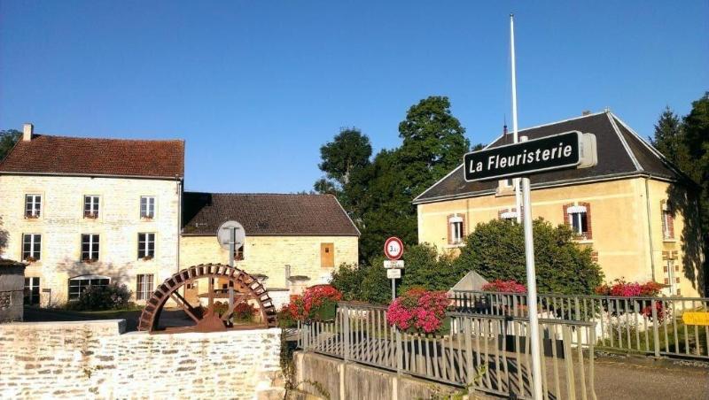 Maison Du Moulin De La Fleuristerie image