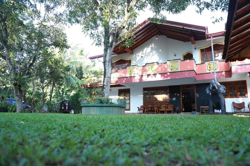 Sumal Villa image