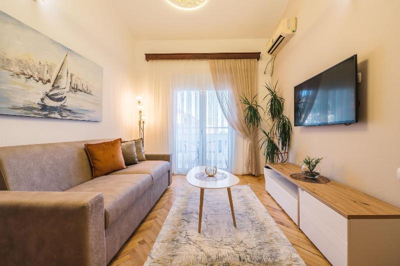 Villa Oleander image