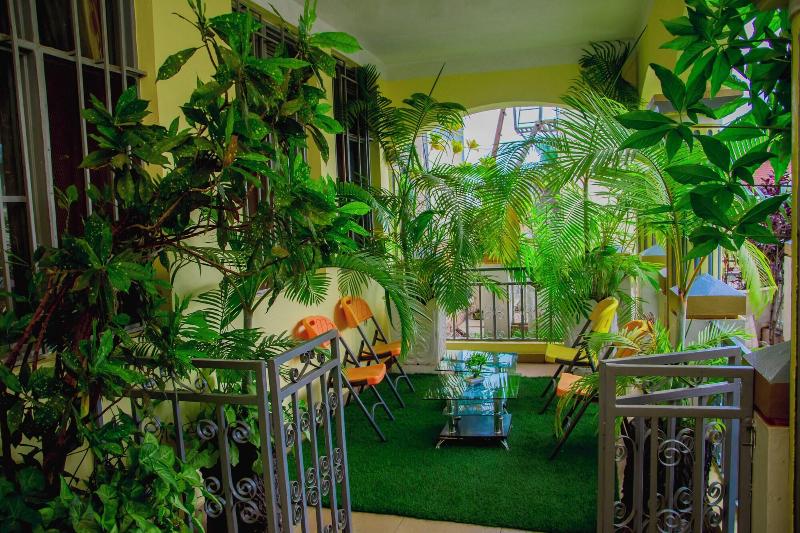 Gahahe Hills Hotel image