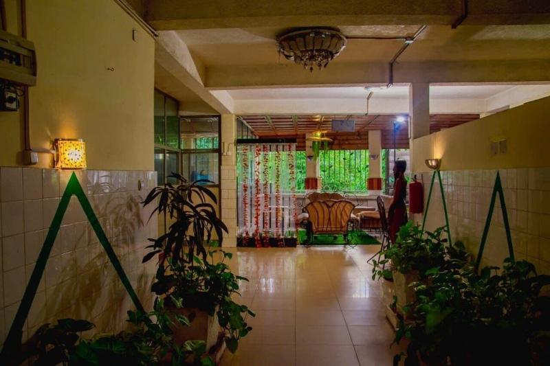 Gahahe Hills Hotel image