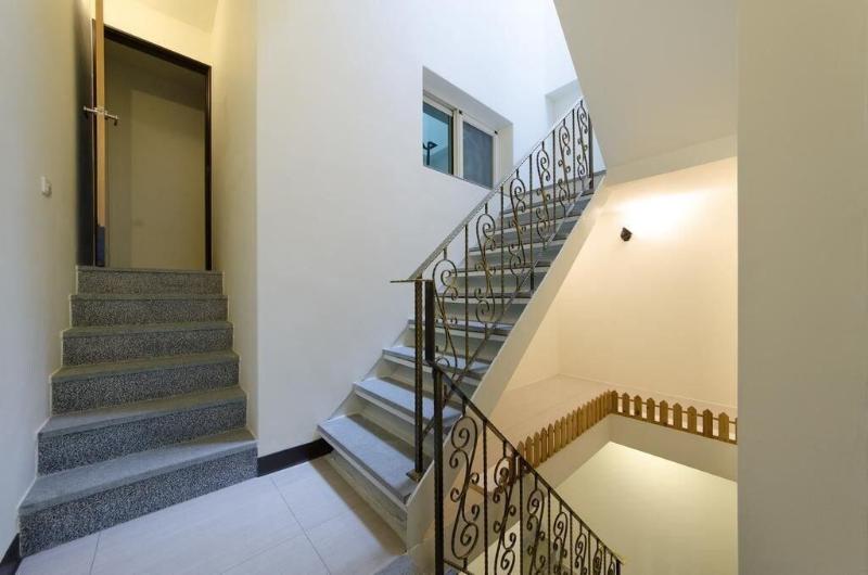 T T House image