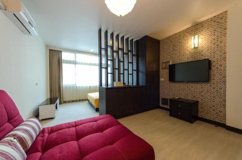 T T House image