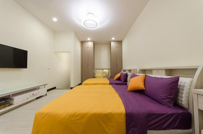 T T House image