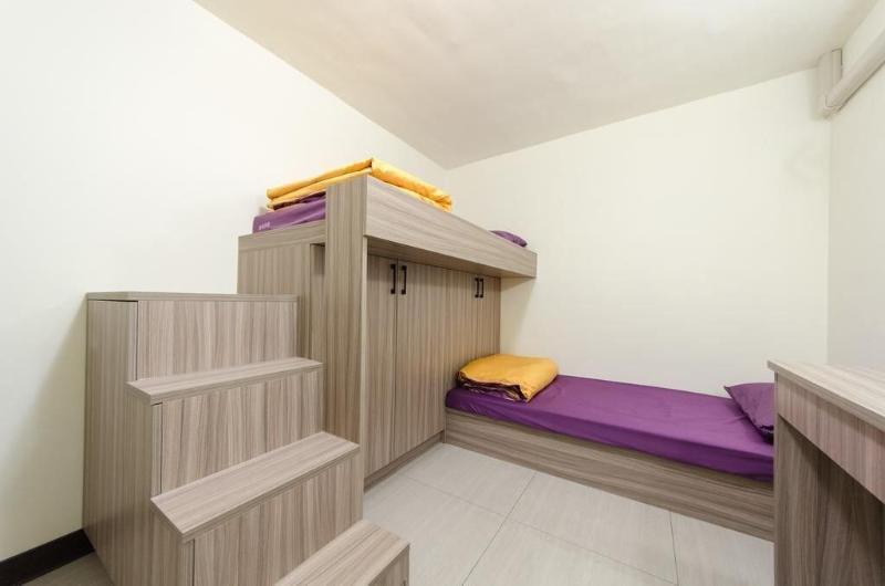T T House image