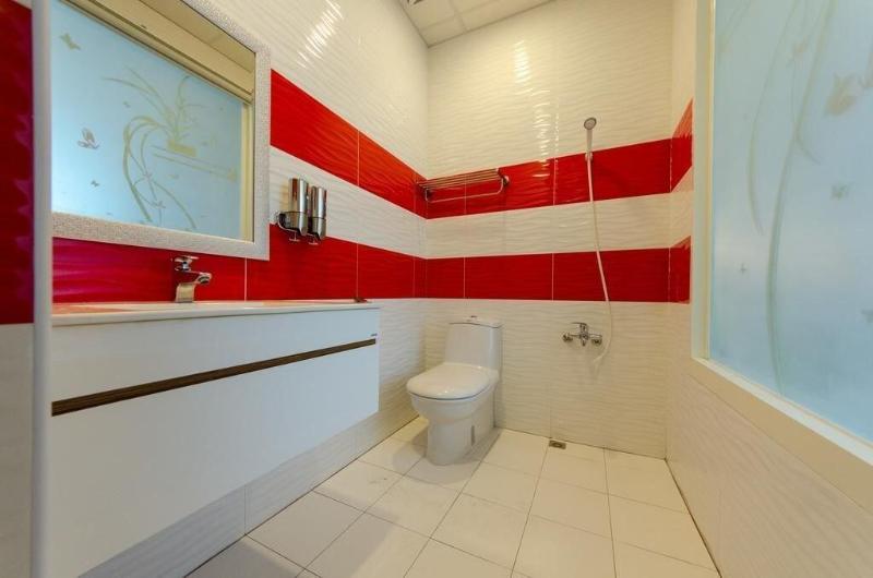 T T House image