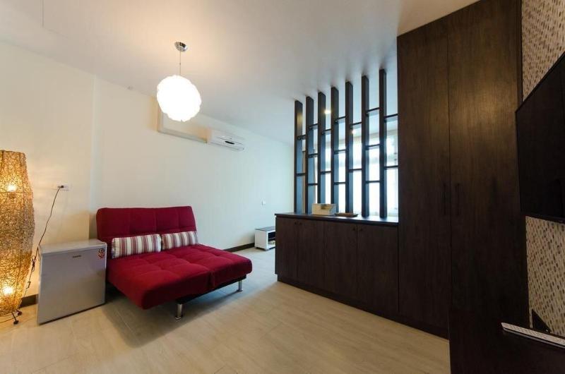 T T House image