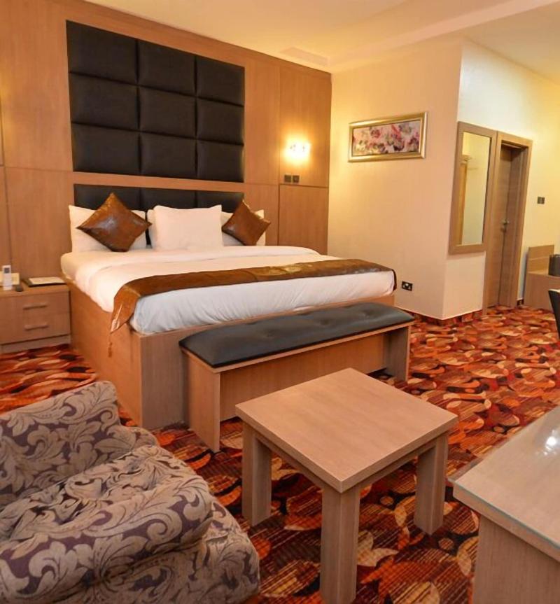Treasures Suites Conferences image