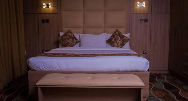 Treasures Suites Conferences image
