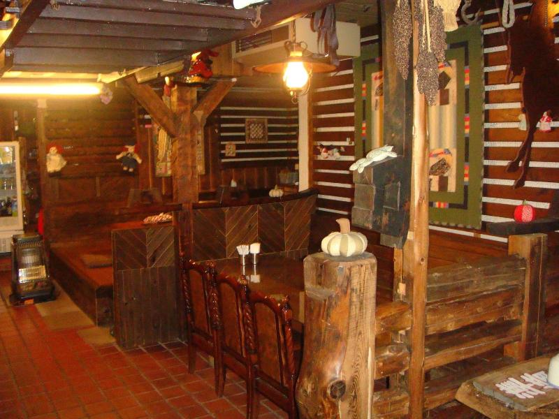 Lodge Hunter image