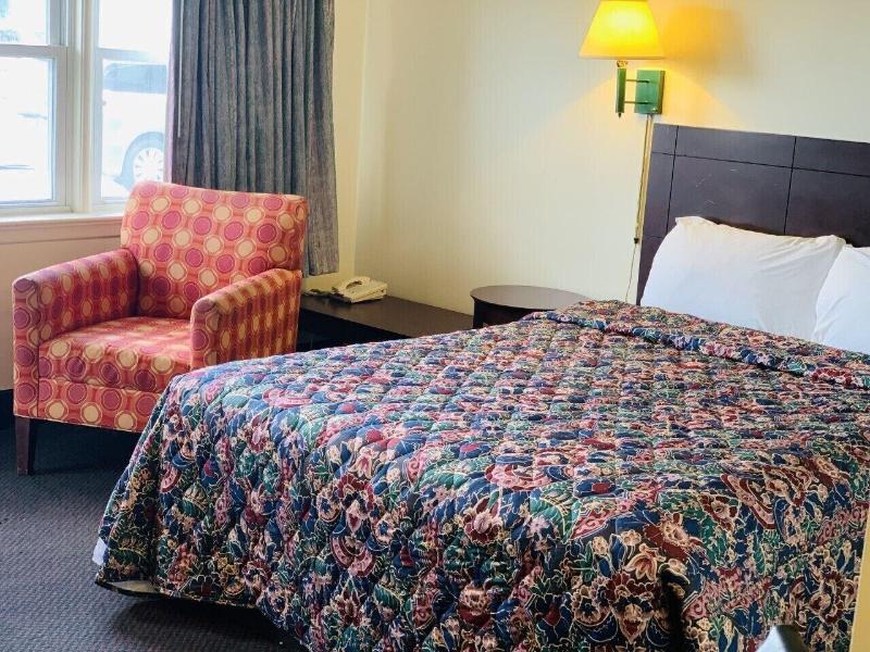 Express Inn image