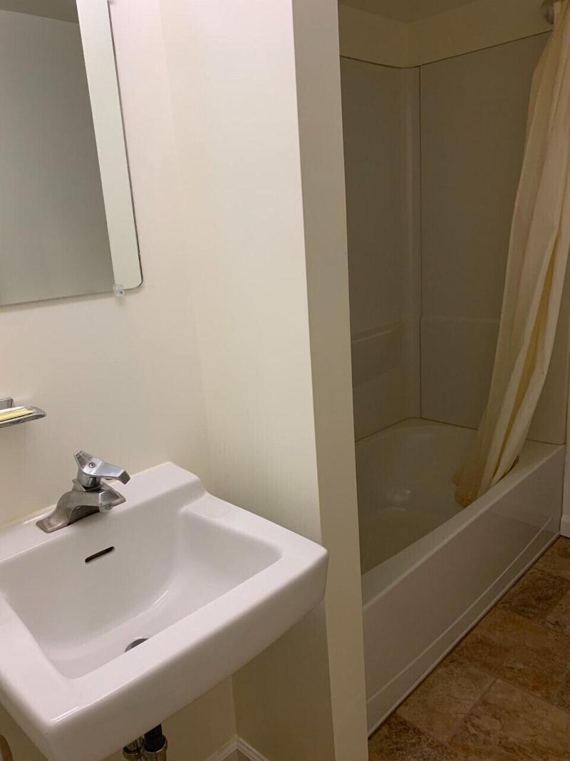 Express Inn image