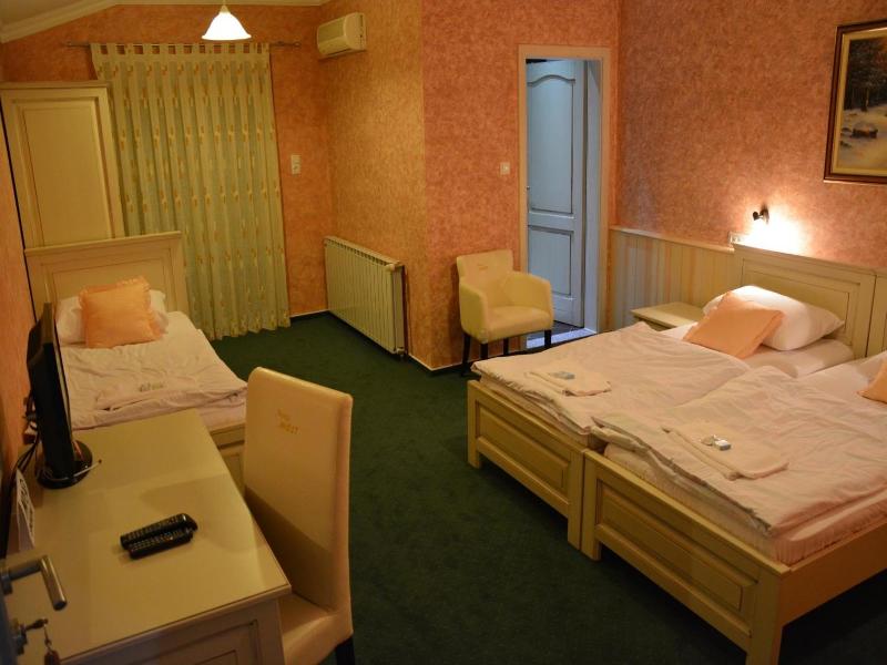 Motel Most image
