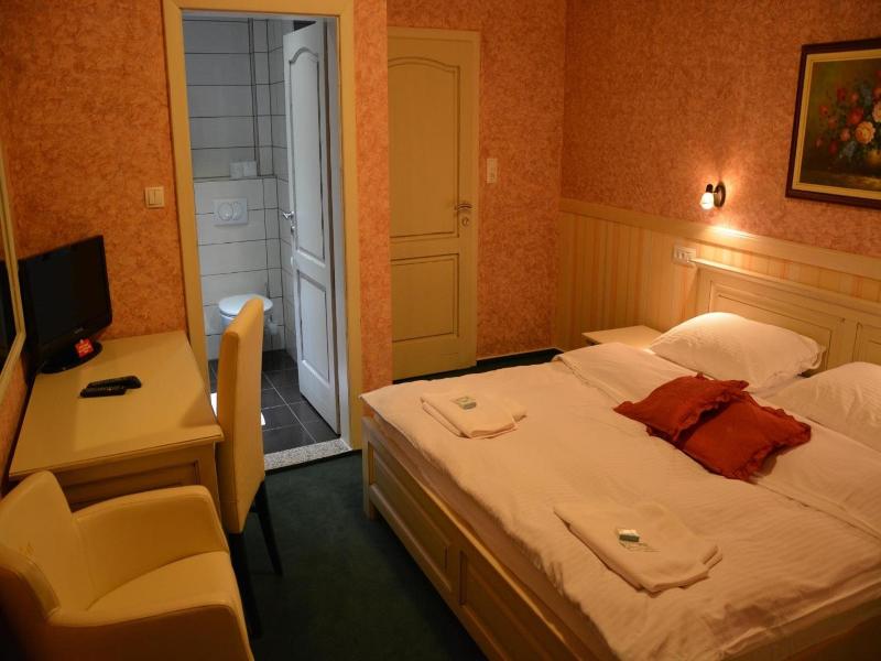 Motel Most image