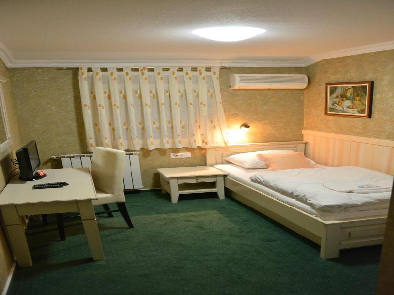 Motel Most image