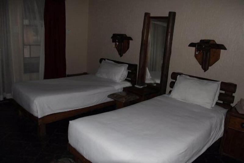 Tautona Lodge image