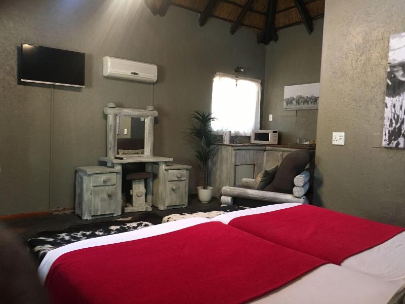 Tautona Lodge image